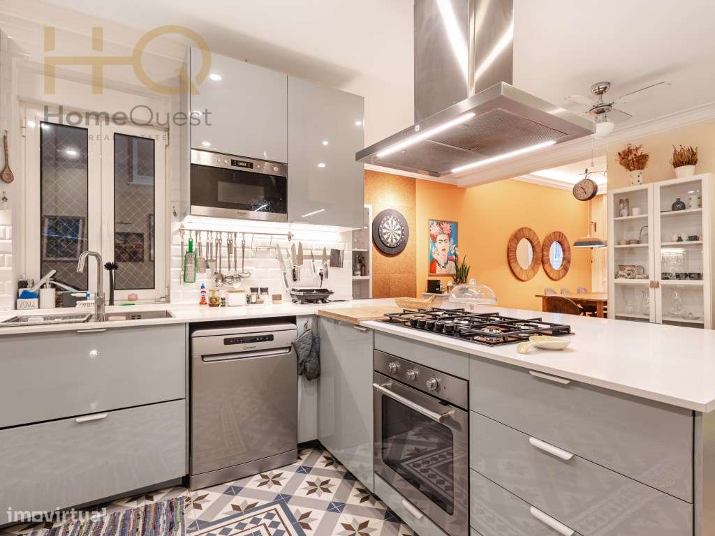 Apartamento T5 à venda em Arroios com 200 m2-10