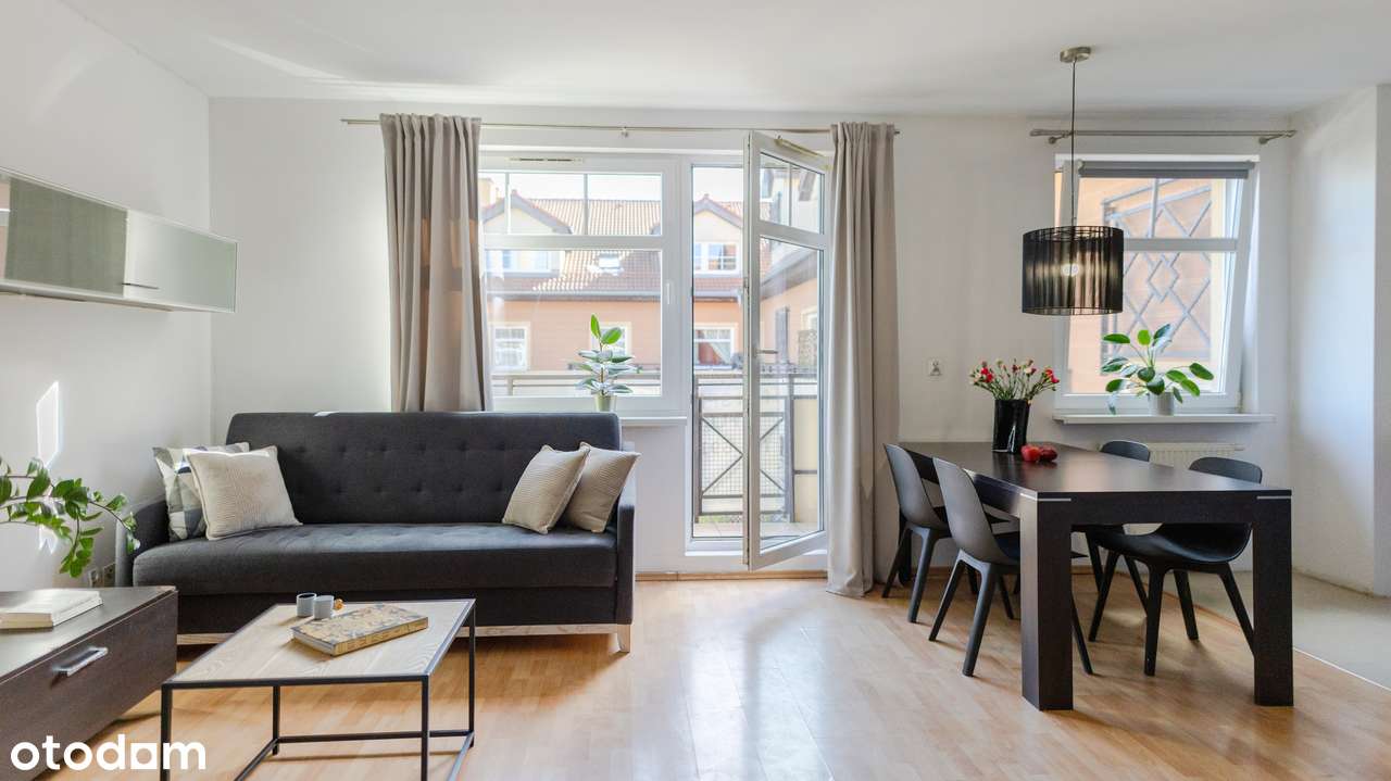 OŁTASZYN- Przestronne 2 pok. z balkonem, wśród zieleni-6