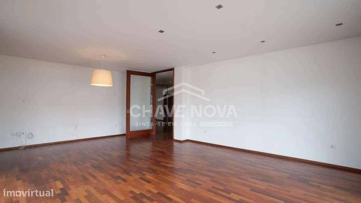 Apartamento T3 Praça das Flores - Bonfim - Porto-3
