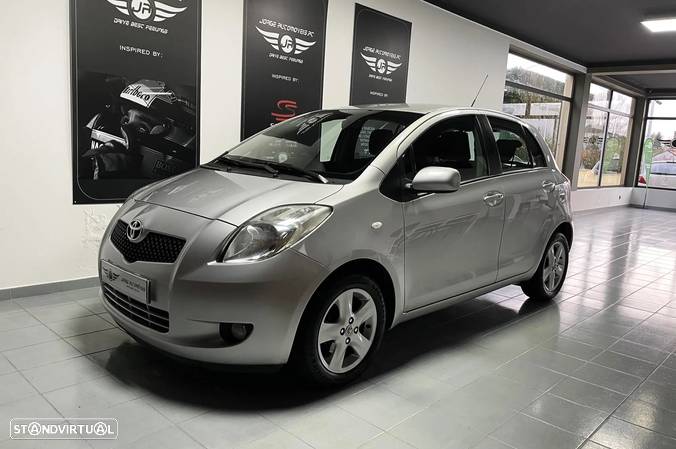 Toyota Yaris 1.3 VVT-i Sol - 5