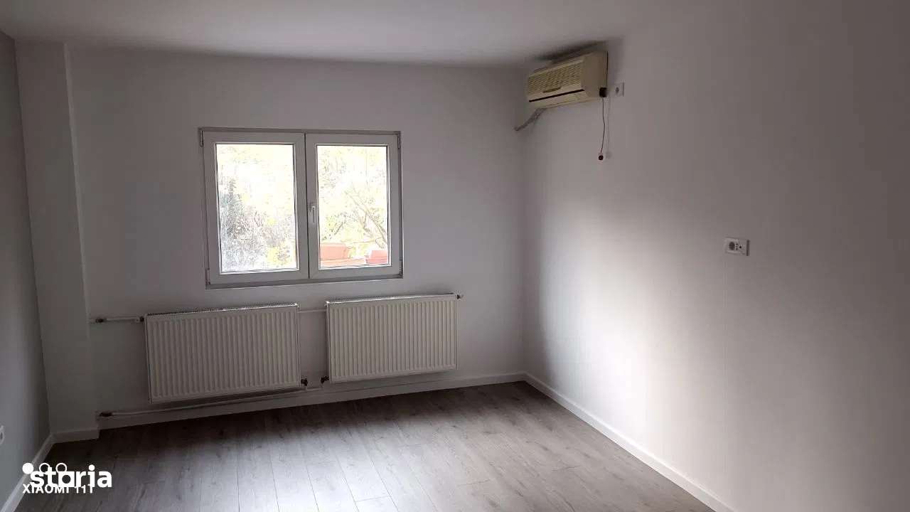 Spatii birouri de inchiriat - 350 m Metrou 1 Decembrie 1918 - Imagine principală: 5/15