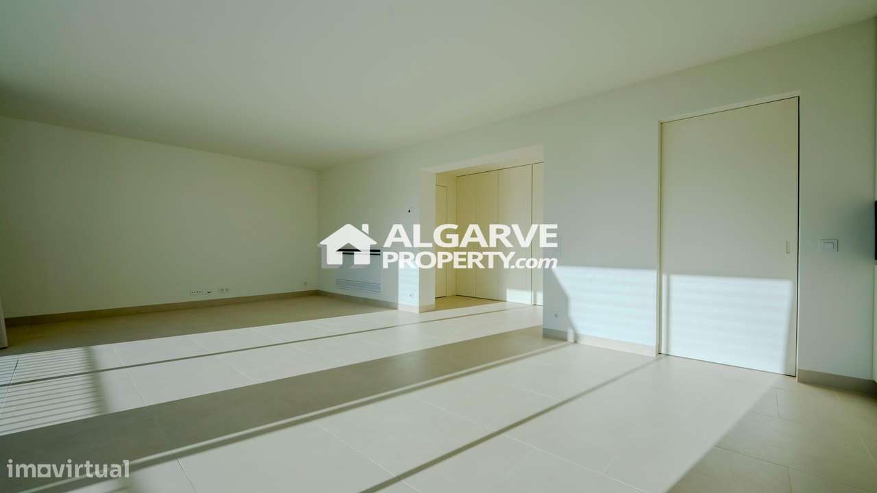 Sofisticação Moderna no Coração de Vilamoura: Apartamento Premium T2 n - Grande imagem: 4/29