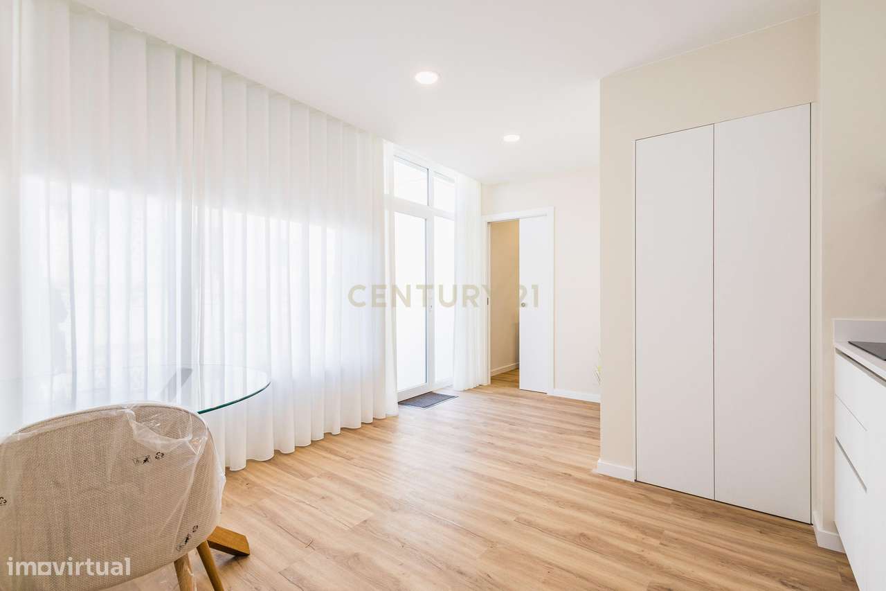 T1 completamente remodelado no centro de Leiria - Grande imagem: 5/16