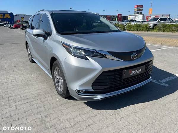 Toyota Sienna - 29