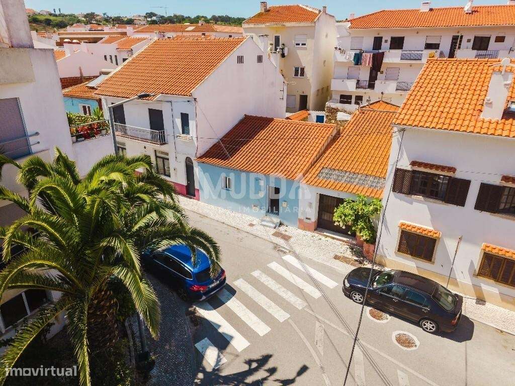 Moradia térrea T1+1 renovada com charme na Rua Direita, 35 mesmo no co-23
