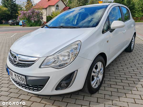 Opel Corsa - 1