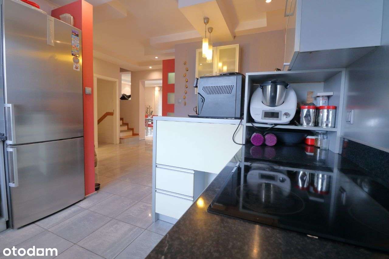 Twój dom rodzinny w spokojnej dzielnicy-7