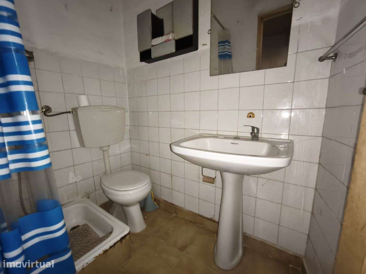 Moradia duplex em Valado dos Frades – excelente para investimento-33