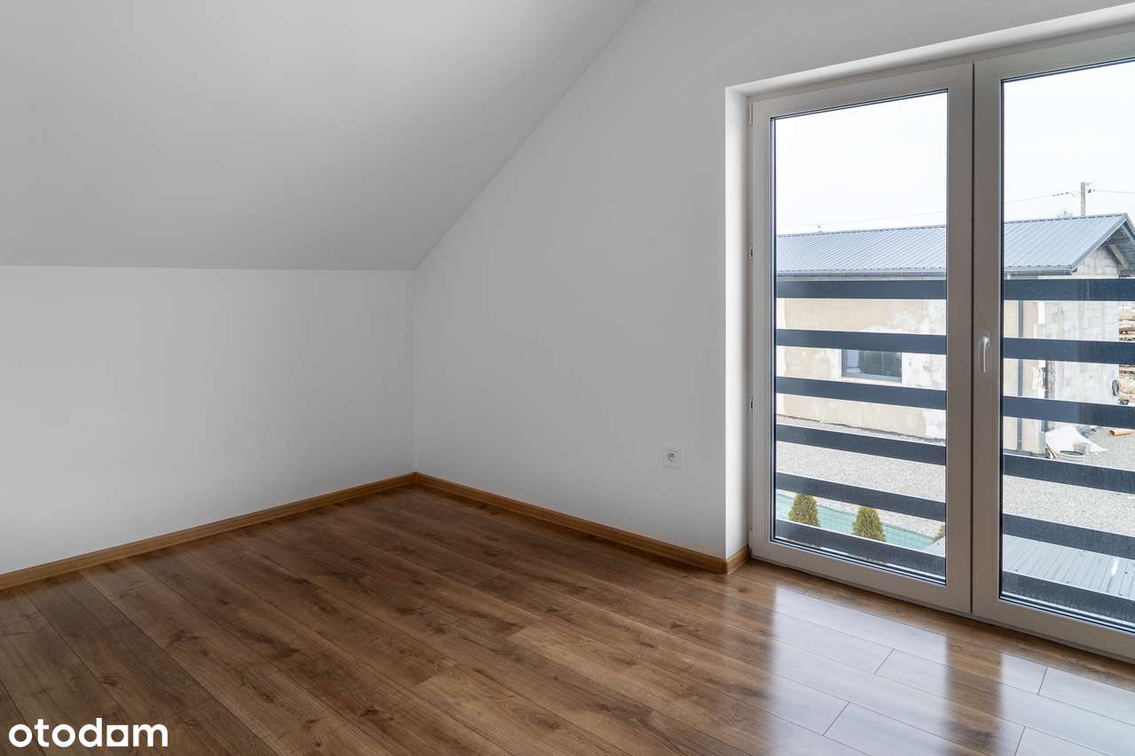 Dom na sprzedaż w Bystrej | 122,23 m² | 4 sypialnie | 2022 r.-9