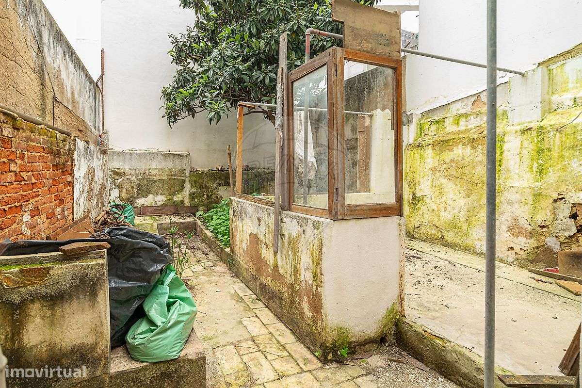 Moradia T2 para venda-23