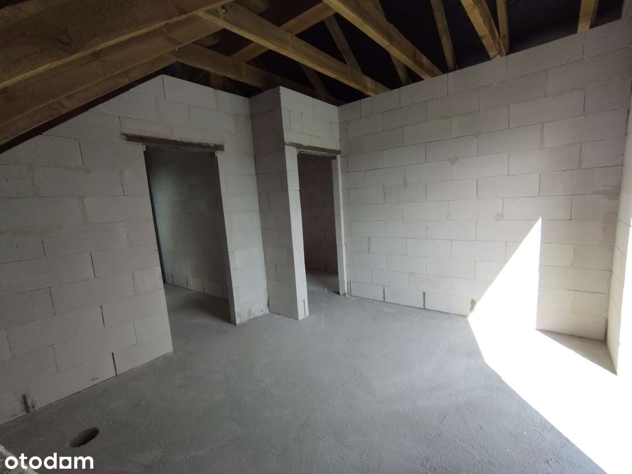 Z dala od zgiełku – dom jednorodzinny na skraju malowniczej polany - Pełny obrazek: 5/8