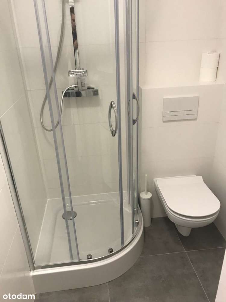 Gotowiec inwestycyjny w centrum Gdyni-16