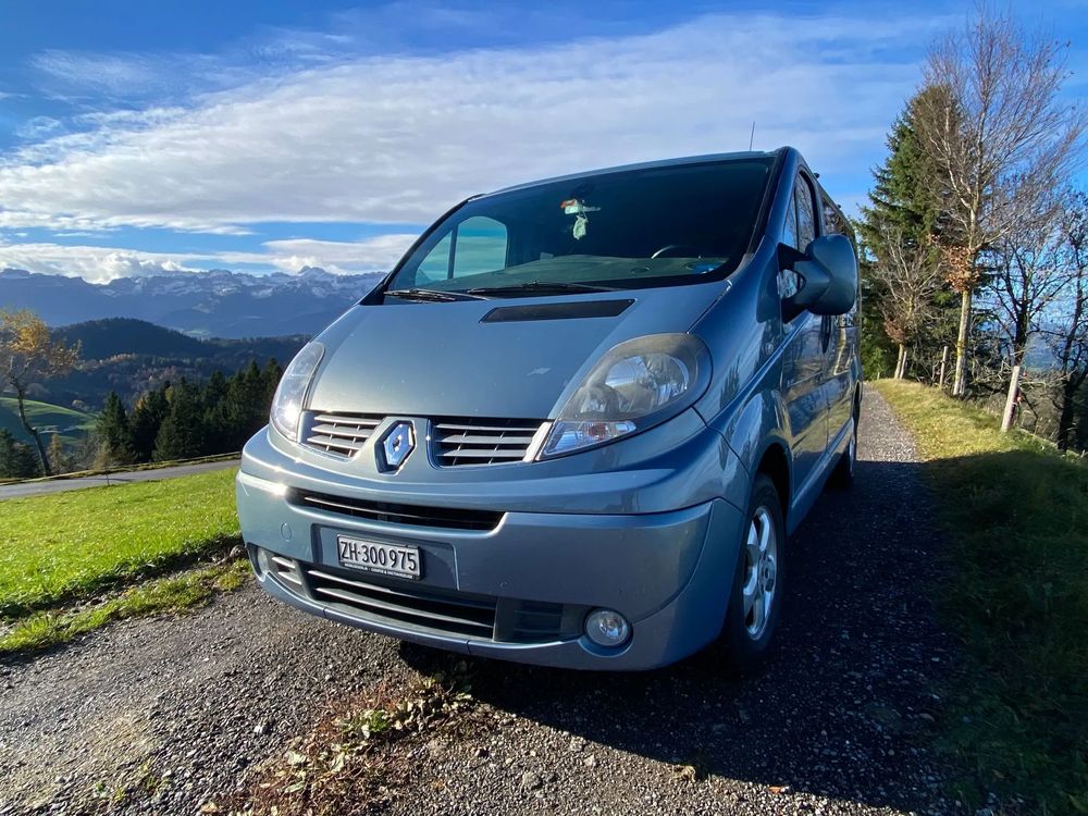 Renault Trafic II Grand Passenger Black Edition 2014