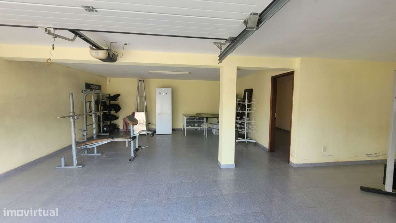 Moradia T4 com piscina na Figueira da Foz-31