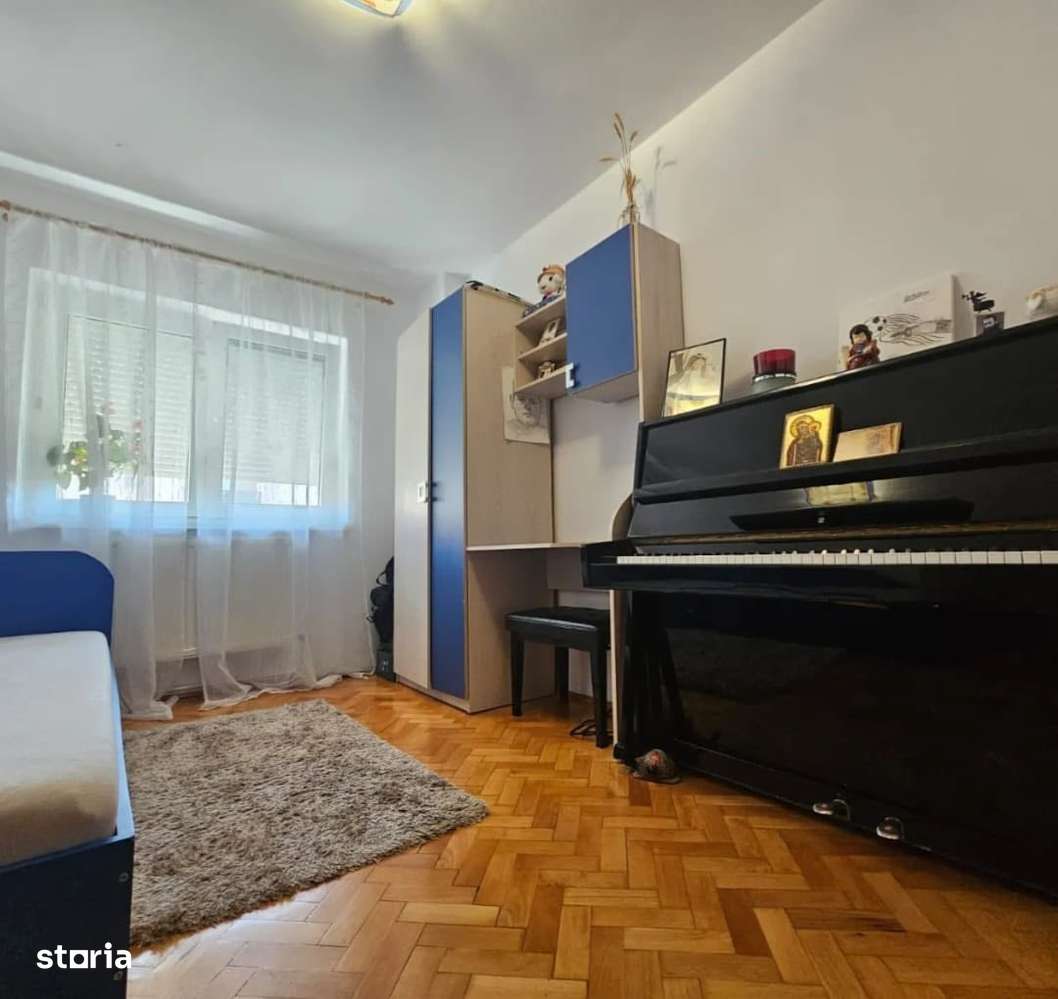 Apartament 3 camere, Str Siretului, COMISION 0-6