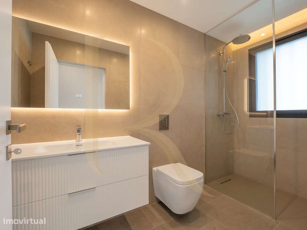 Moradia geminada T3 nova com garagem e piscina nos Foros de Amora -...-21