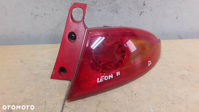 Lampa tył tylna  prawa SEAT LEON II 2 - 1