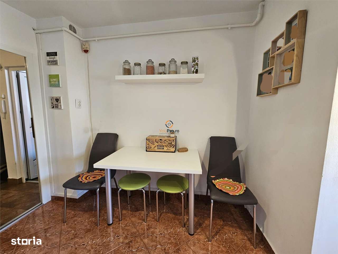 Apartament deosebit 3 camere decomandat zona Soarelui-3