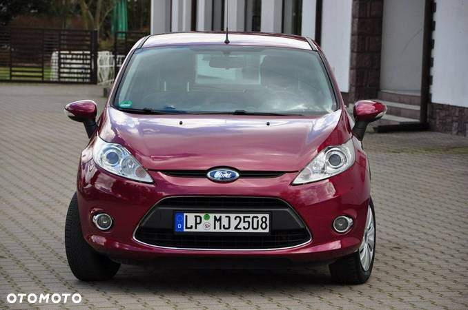 Ford Fiesta - 2