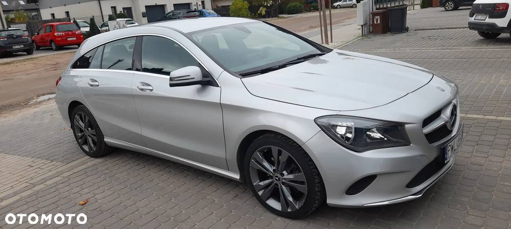 Mercedes-Benz CLA Shooting Brake 180 d - 6