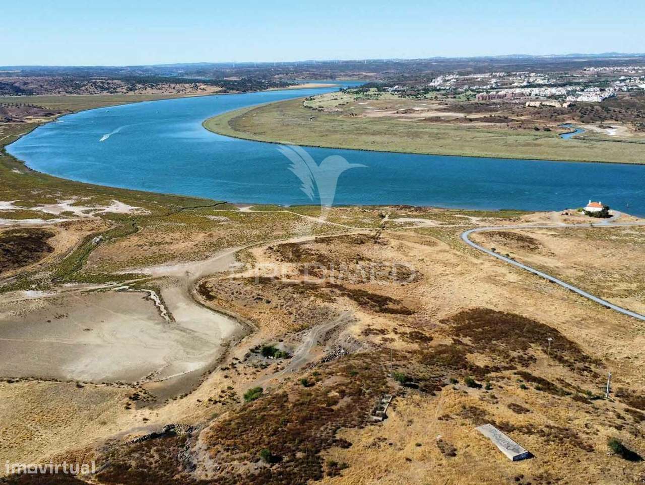 Terreno à beira do Guadiana, com 25ha, com projecto de hotel - Grande imagem: 4/29