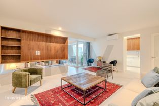 Apartamento T2 Renovado, Mobilado, Ar Condicionado e com Varanda no Ar - Grande imagem: 5/36