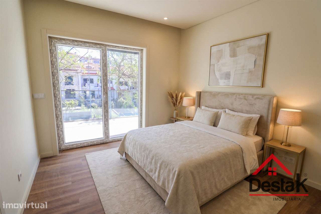 T3 Novo | Varandas com Churrasqueira | Garagem para 2 Carros-5