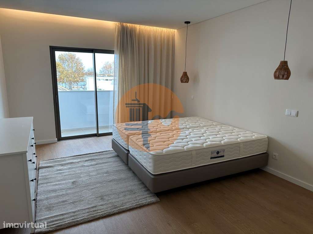 Apartamento T3 de Luxo na Baixa de Olhão - 189 m² de Elegância e Co... - Grande imagem: 5/51