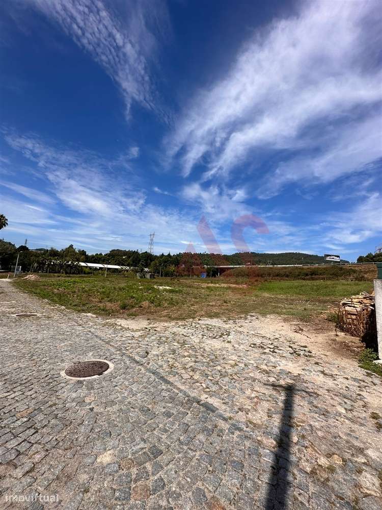 Terreno para construção em Oliveira Stª Maria, V.N.Famalicão. - Grande imagem: 5/10