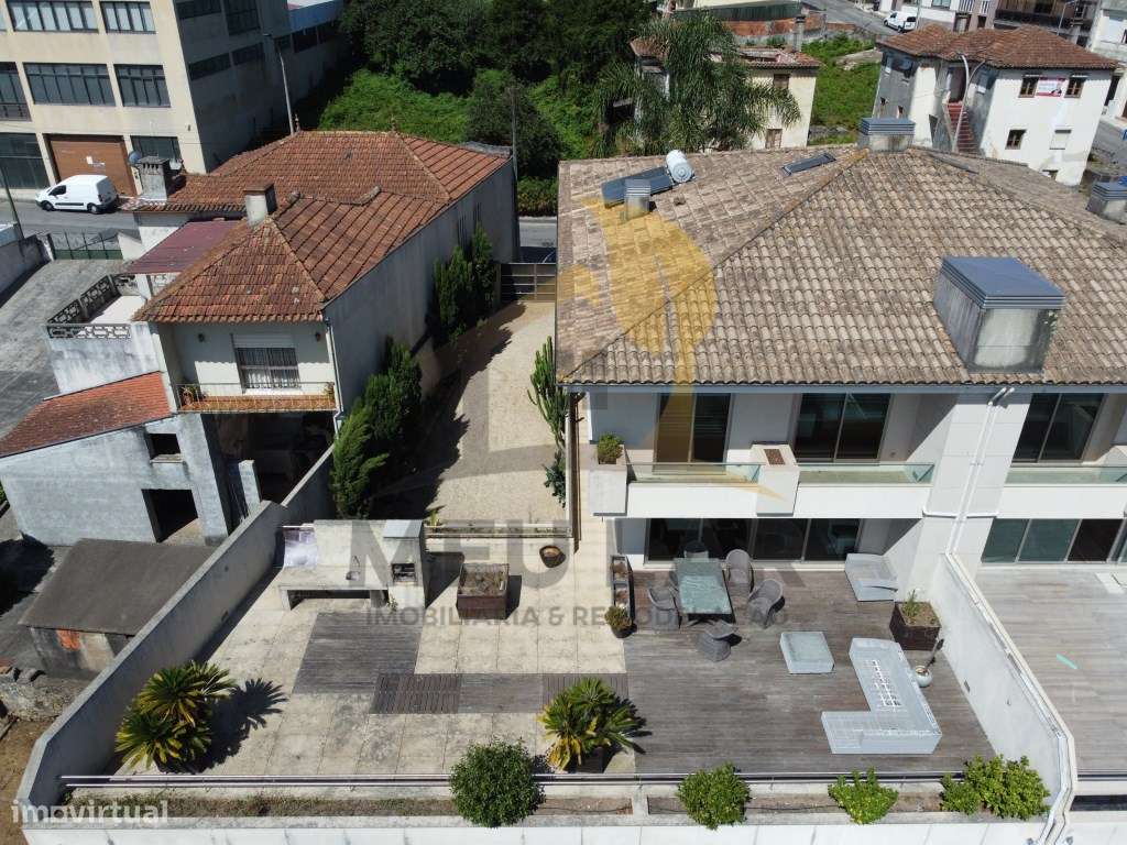 MORADIA DE LUXO T3-14