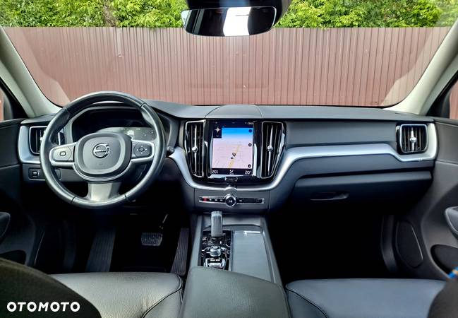 Volvo XC 60 B4 D Geartronic Momentum - 5