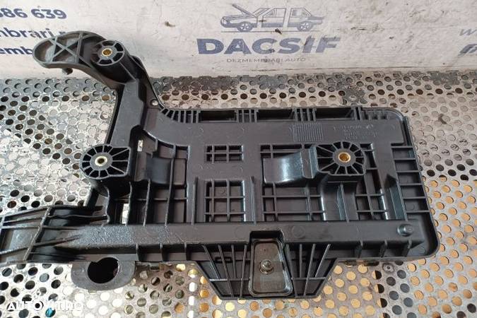 Suport acumulator 2.0 BKD Volkswagen VW Touran 1  [din 2003 pana  2006] seria Minivan 2.0 TDI MT (1 - 2