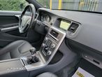 Volvo S60 D2 Momentum - 11