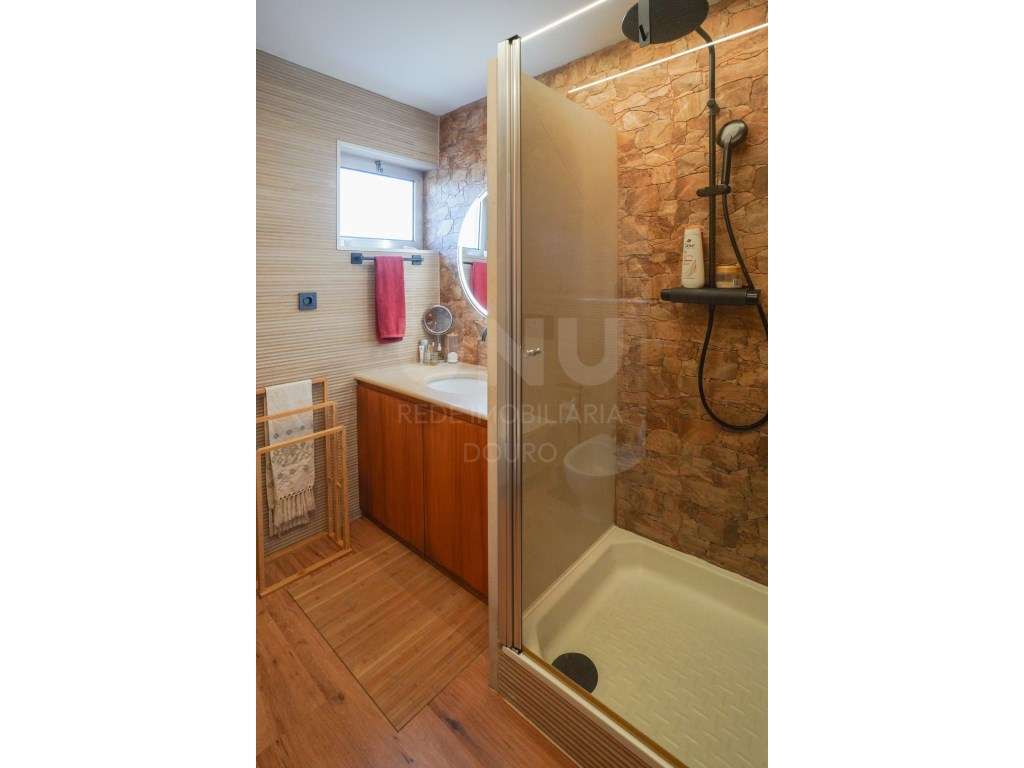 Moradia T4 Renovada - Praia da Madalena, Vila Nova de Gaia-19