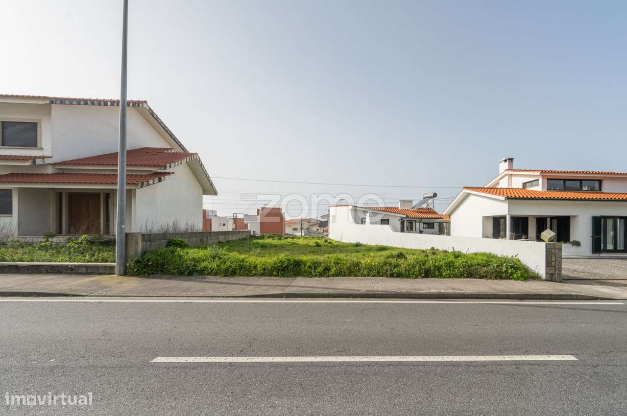 Terreno com 230 m2, 3ª linha de mar, praia de Moledo, Caminha - Grande imagem: 5/24