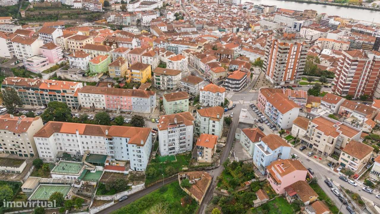 2º Andar Fração Autónoma Conchada | [6] Unidades Rendimento | Yield Br-12