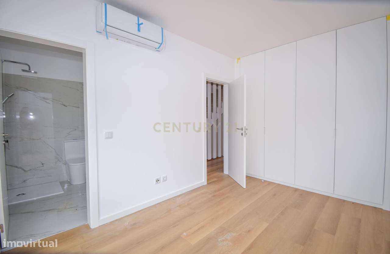 Moradias Condomínio fechado Belas Garden  T2+1 e T3+1-24