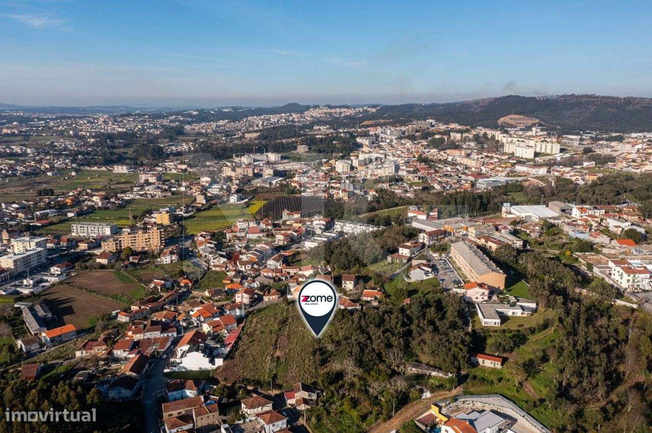 Quinta, com Moradia habitável e Terreno de 8744m² em Fânzeres-Gondomar-56
