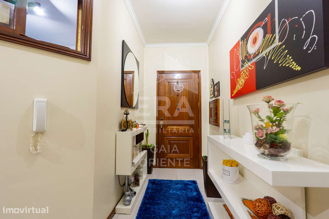 T1+1 com garagem fechada em Pedroso - Grande imagem: 3/32