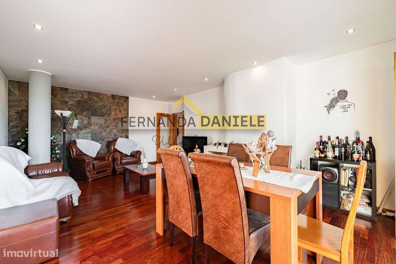 Apartamento T3 em Condomínio com Piscina em São João da Madeira - Grande imagem: 5/35