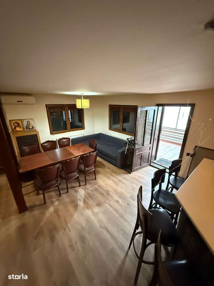 Casa de locuit sau de vacanta in Cornetu.-13