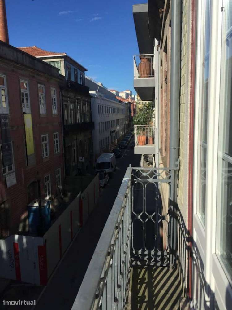 Estúdio - localizado em Cedofeita Porto - Grande imagem: 2/9