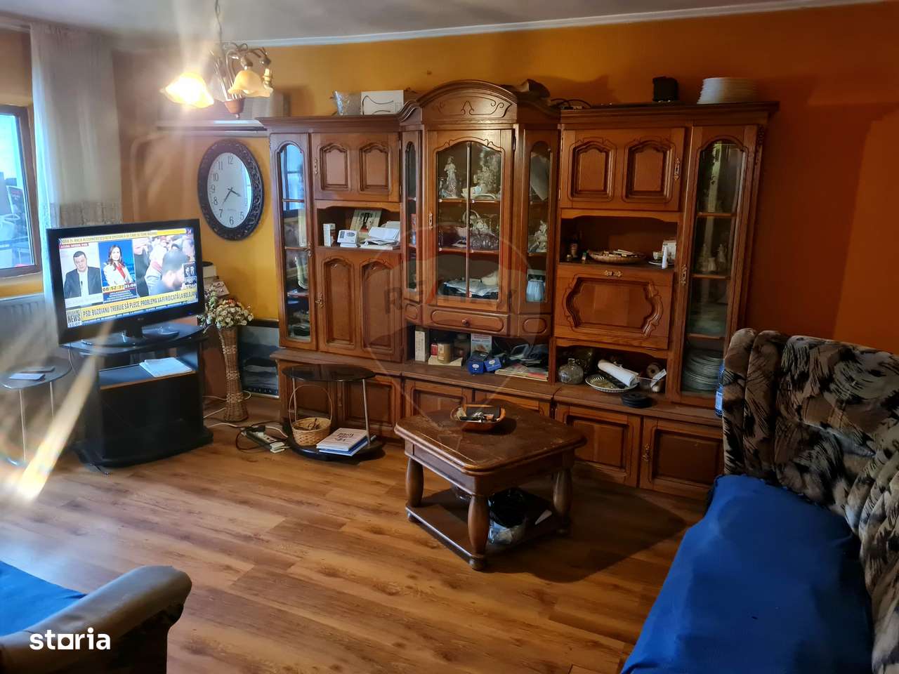 Apartament cu 4 camere  în zona Ultracentrala( Primaria Focsani) - Imagine principală: 2/11