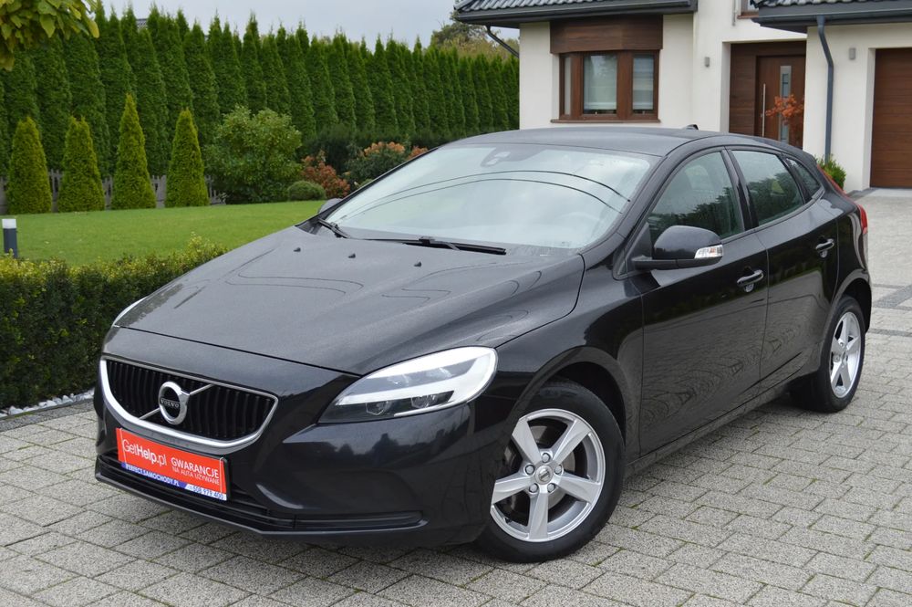 Volvo V40 II 2018