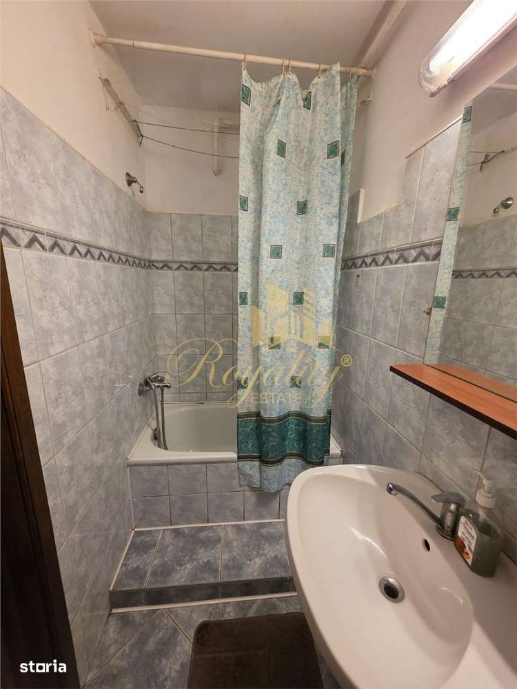 GIROCULUI, Garsoniera, parter, CENTRALA PROPRIE, bloc de apartamente-7