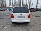 Volkswagen Touran 1.9 TDI Conceptline - 7