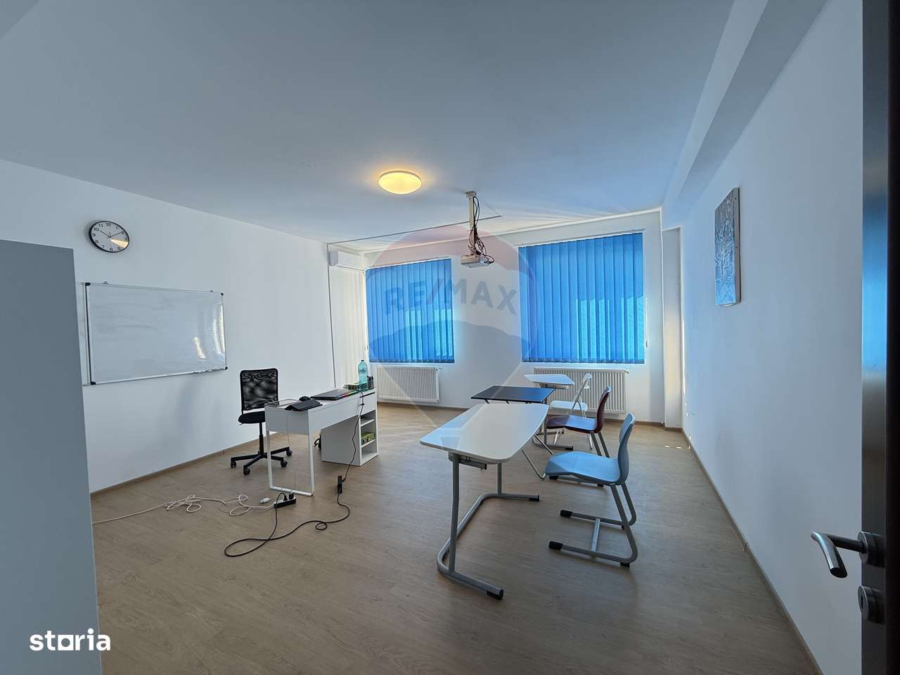 Apartament cu 3 camere de vânzare Voluntari-5