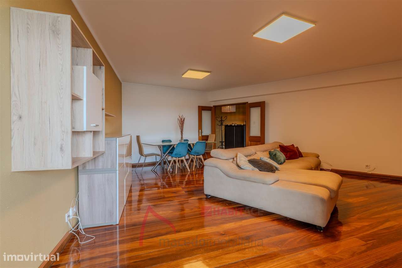 Apartamento T4 Mobilado à Venda em São Vicente, Braga-53