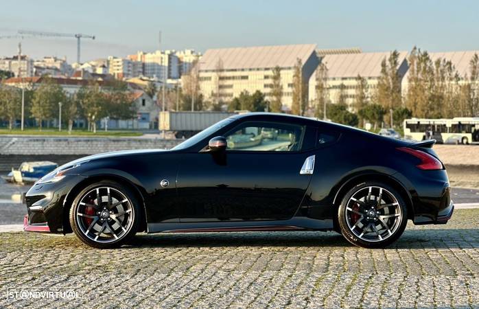 Nissan 370 Z NISMO - 6