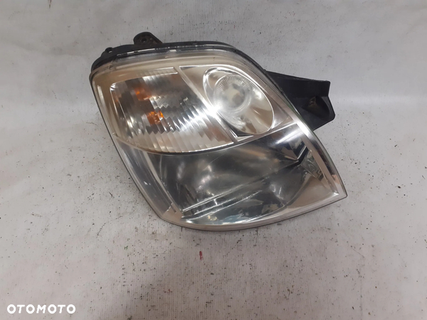 .  PRZOD PRZEDNIA LAMPA PRAWA KIA PICANTO - 2